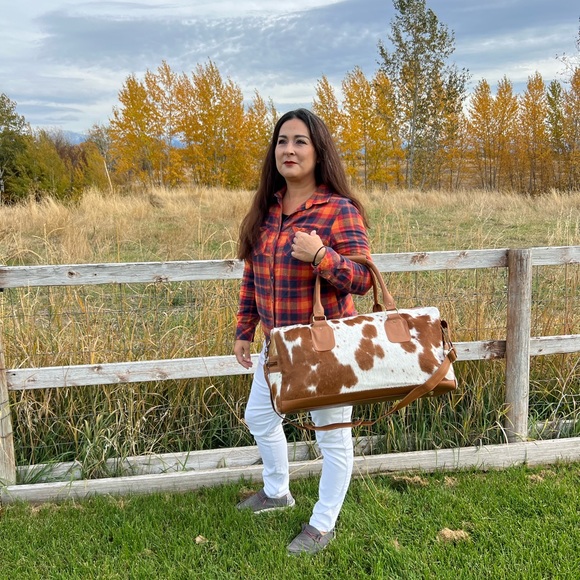 Other - New Duffel Leather Cowhide Bag Weekender Travel Boho western Duffle Tan Spring